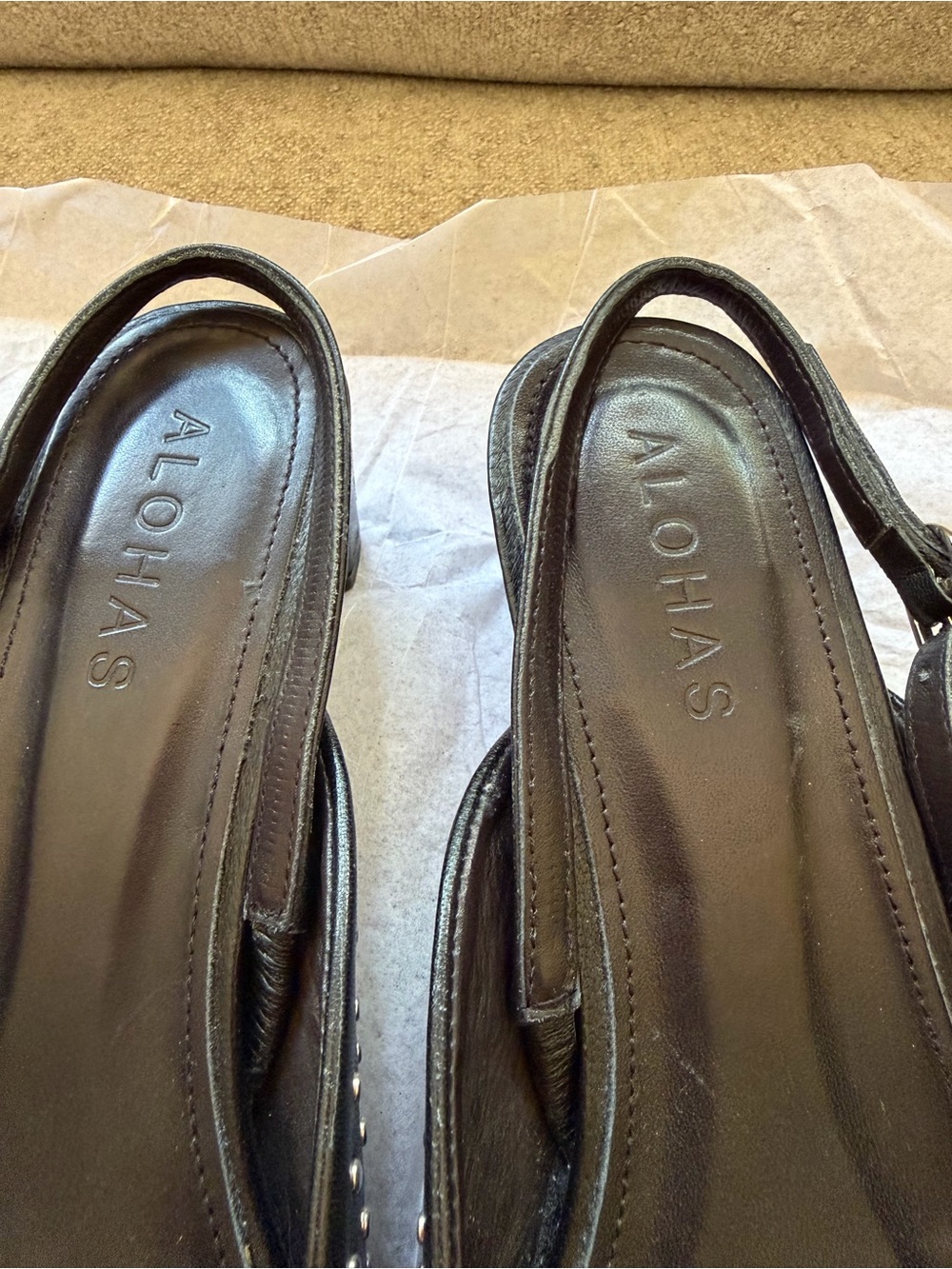 Alohas Lindy Studs Black Leather Slingback Pumps Size 38 US 7.5 $224 Retail - Picture 5 of 12